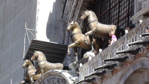 逸品　ヴァレーゼ工房　ブロンズ馬像　鋳造　Valese　イタリア　サンマルコ 逸品 ヴァレーゼ工房 ブロンズ馬像 鋳造 Valese イタリア サンマルコ